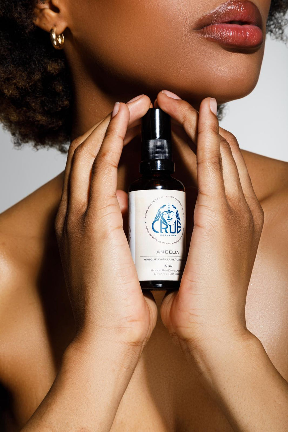 Soins capillaires biologiques et véganes Crüe pour des cheveux forts et brillants